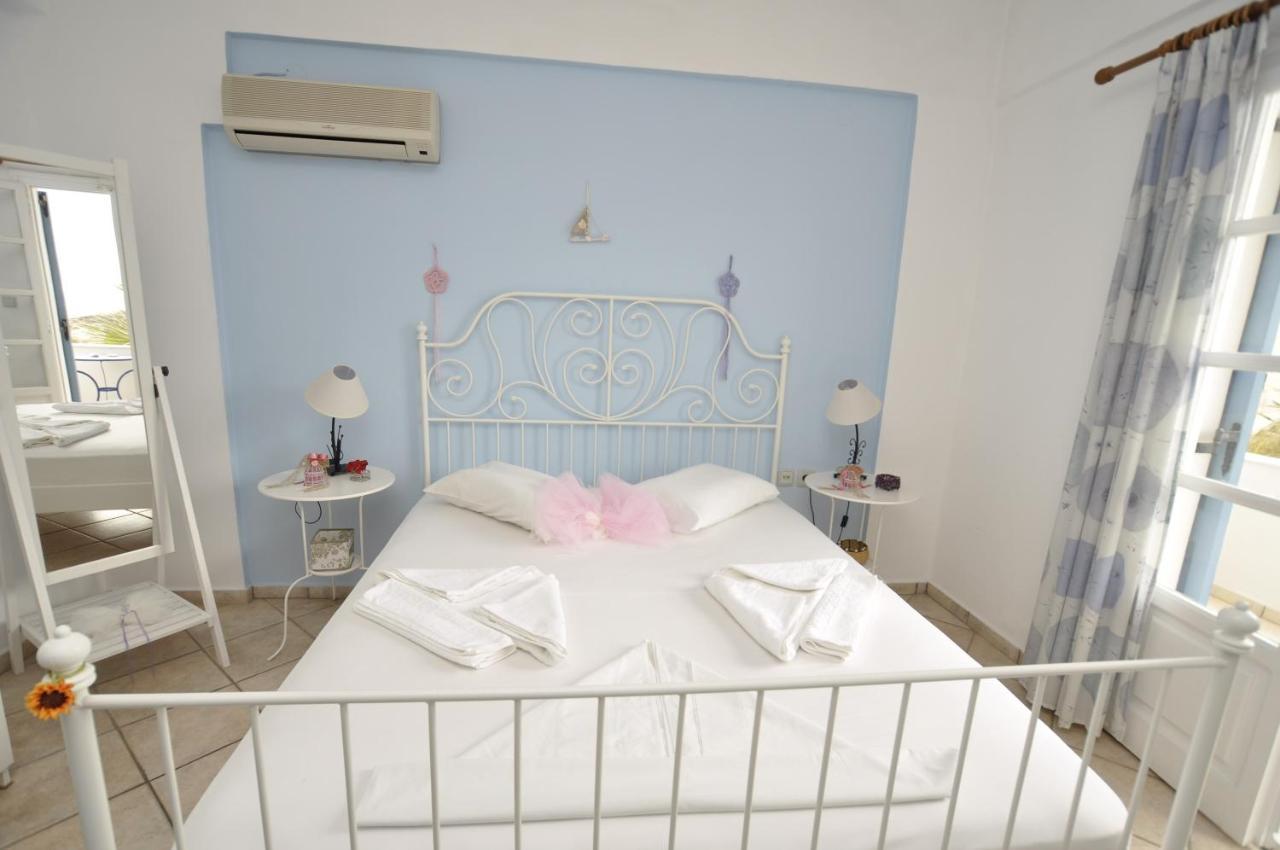 Manos Apartments Megas Gialos - Nites Ruang foto